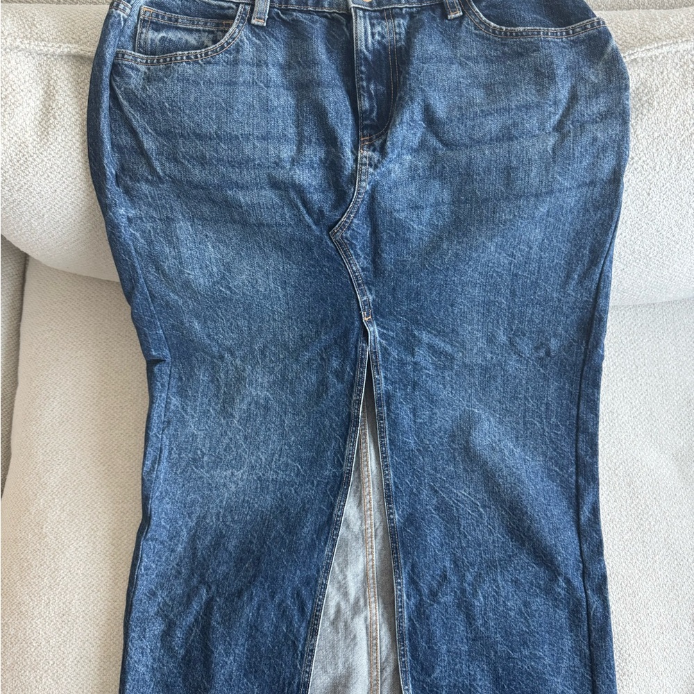 Zara Women's Blue Denim skirt